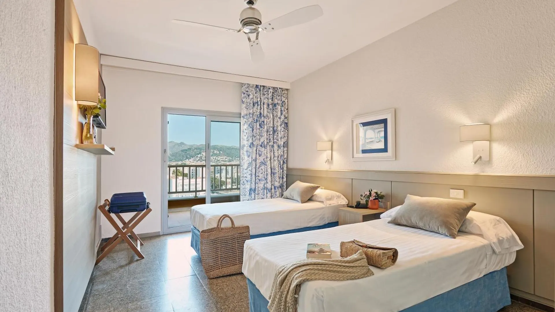 Hotel Prestige Goya Park Roses 3*,  Spanien